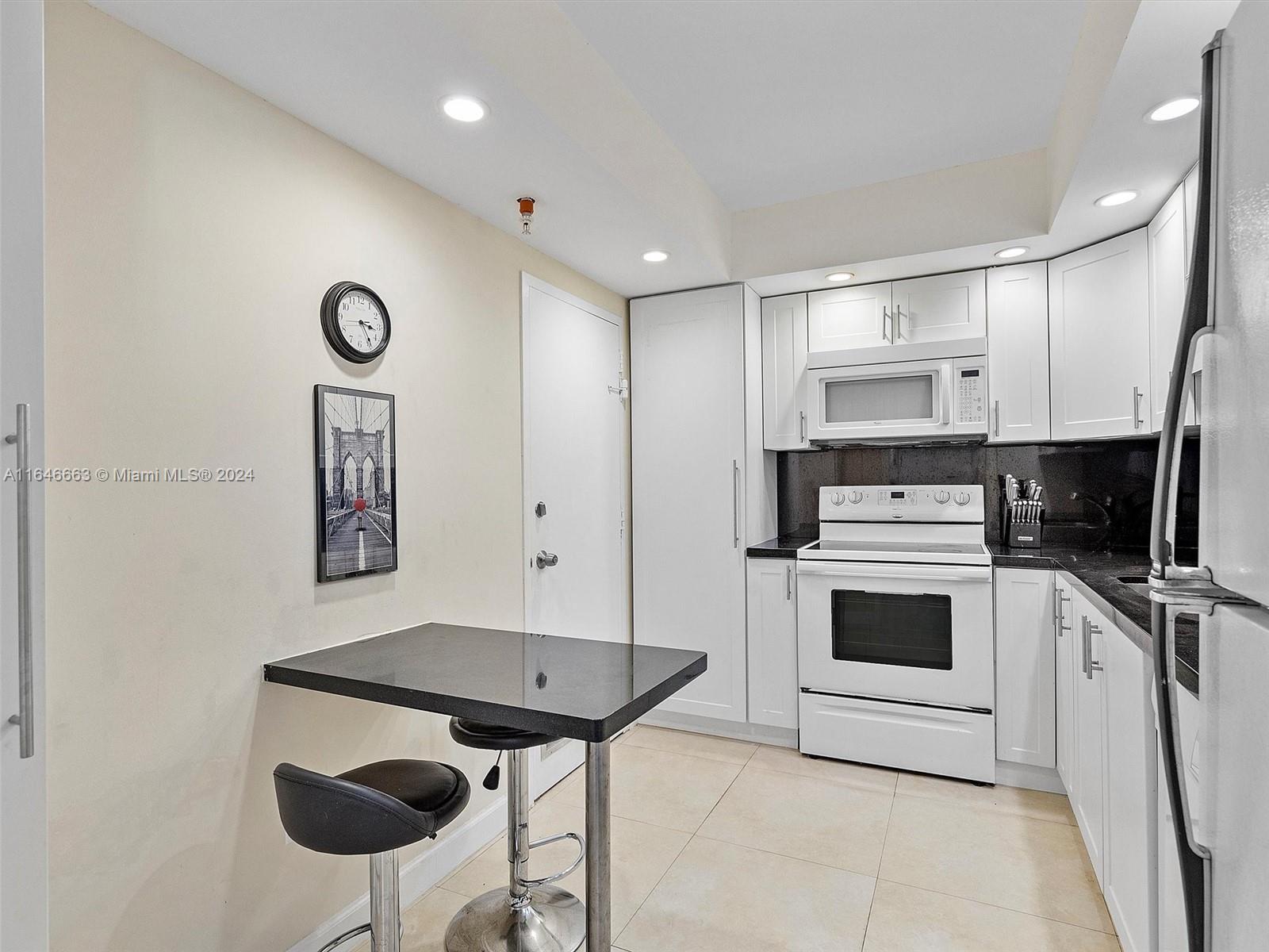 COASTAL TOWERS CONDO - Residential Lease