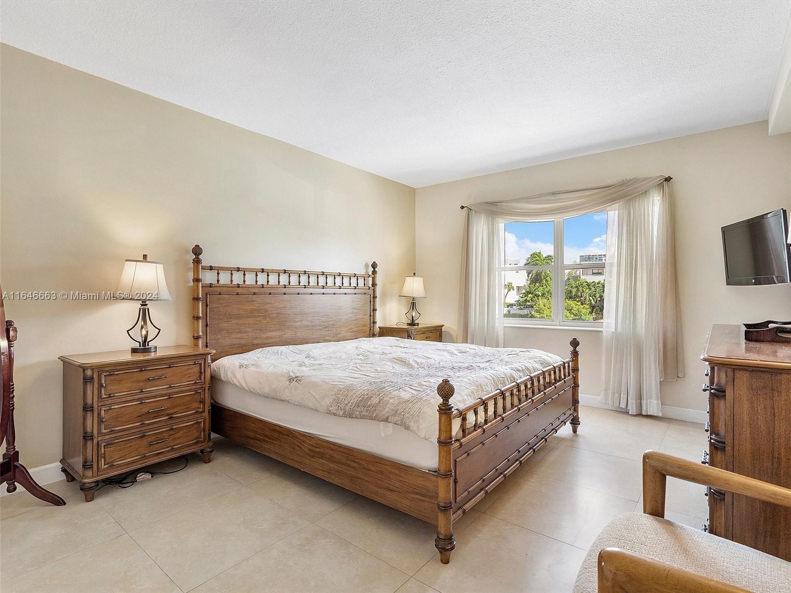COASTAL TOWERS CONDO - Residential Lease
