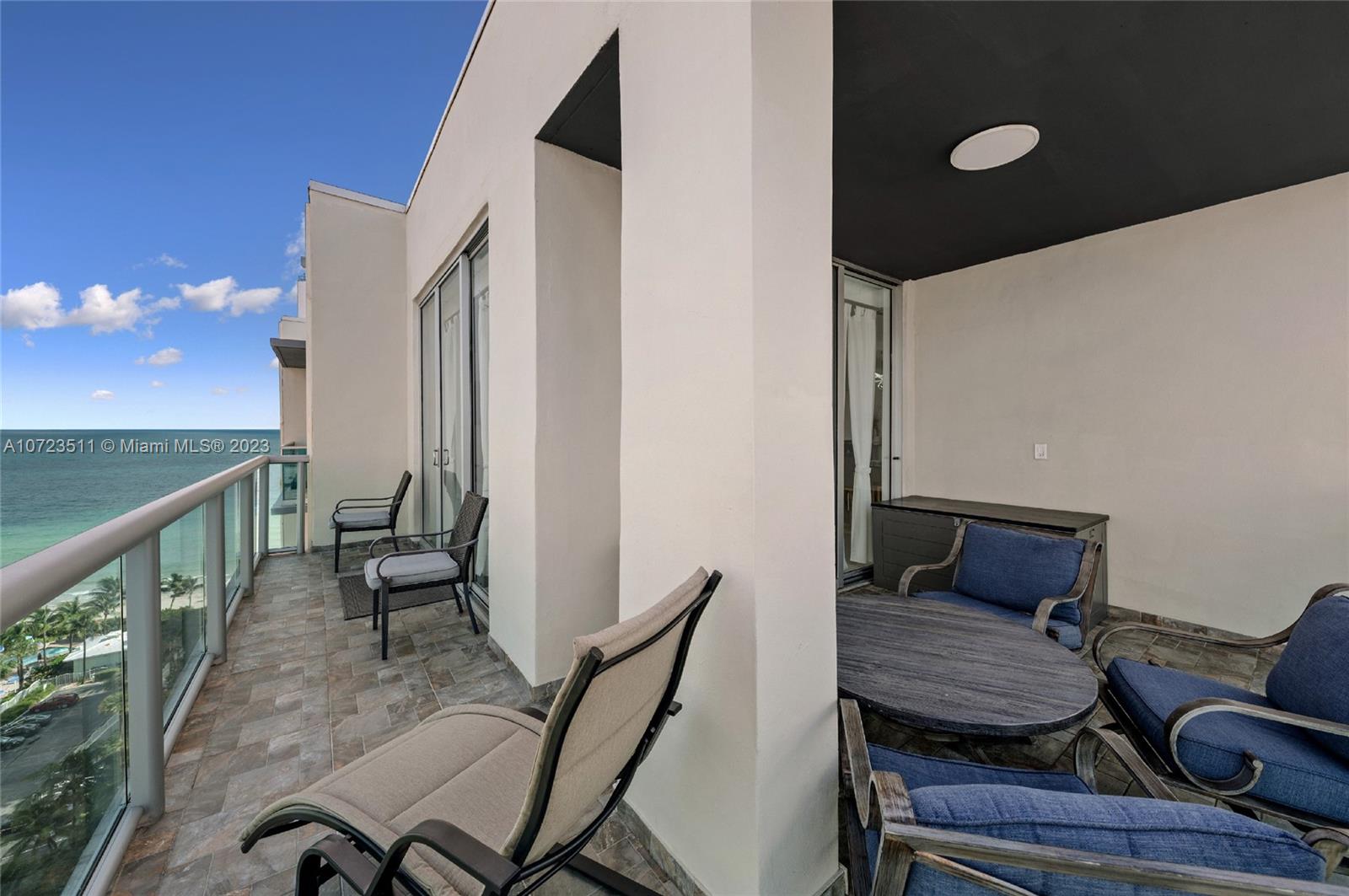 SIAN OCEAN RESIDENCES CON - Residential Lease
