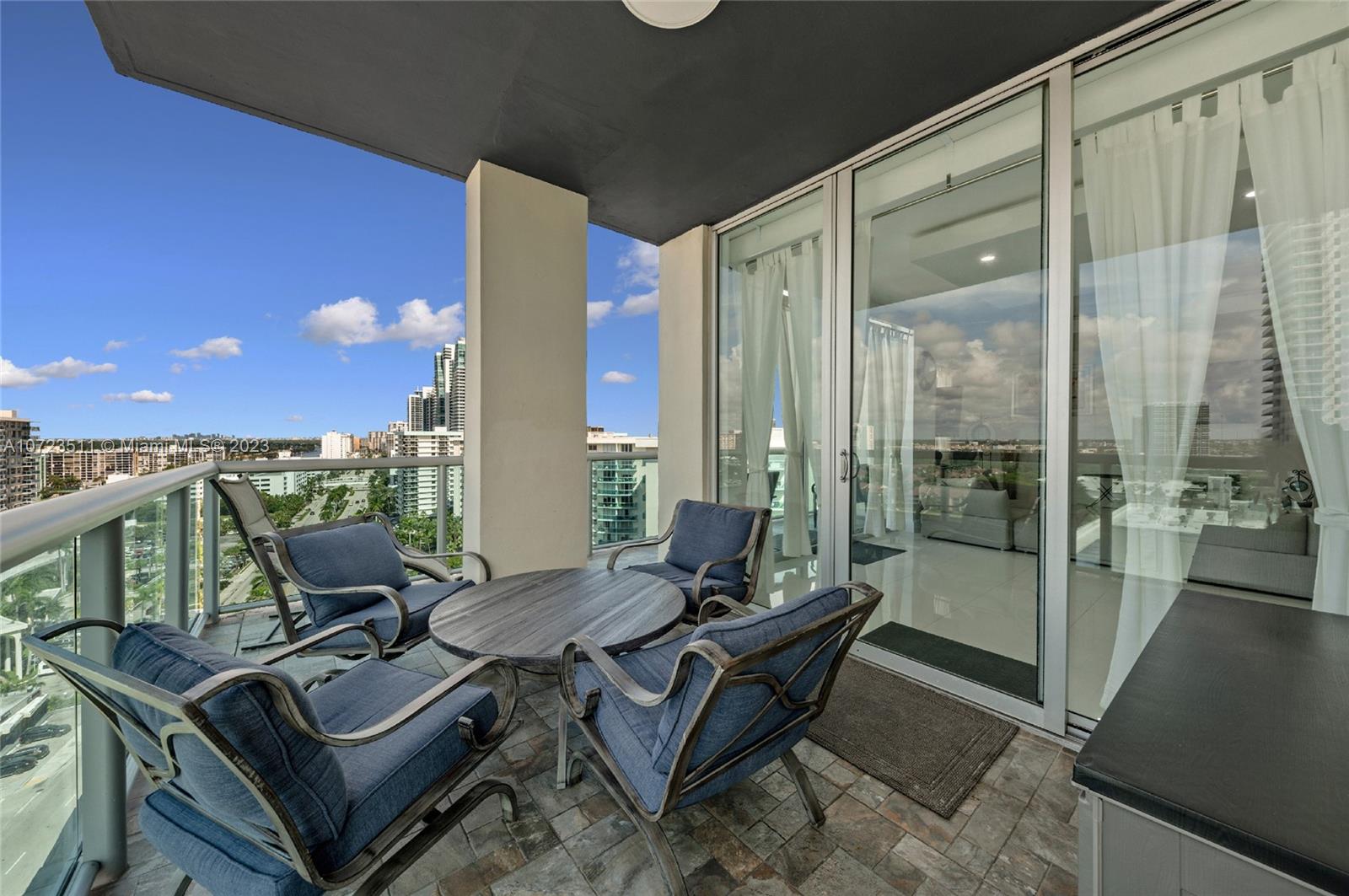 SIAN OCEAN RESIDENCES CON - Residential Lease