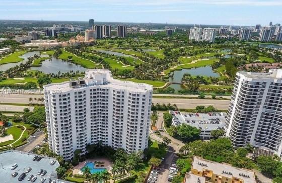 PARC CENTRAL AVENTURA EAS - Residential
