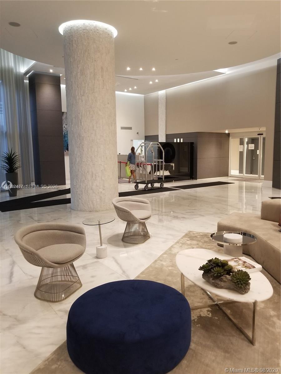 PARC CENTRAL AVENTURA EAS - Residential