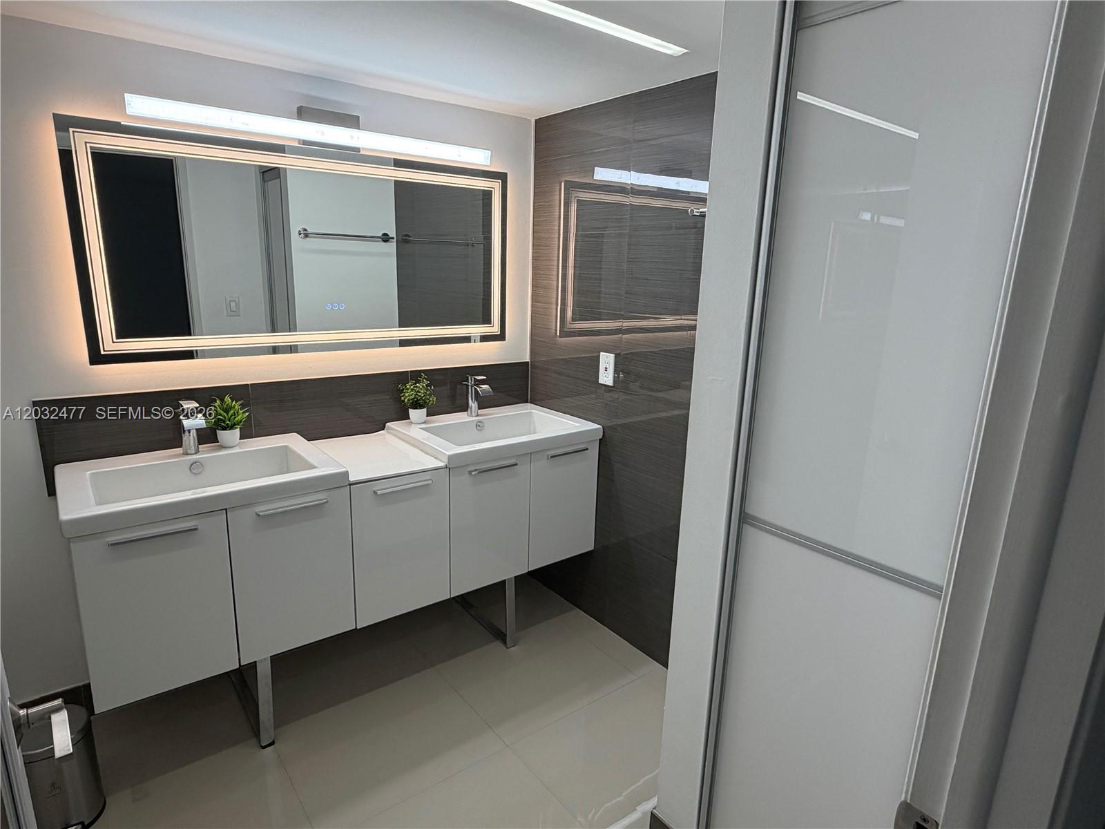 PARC CENTRAL AVENTURA EAS - Residential