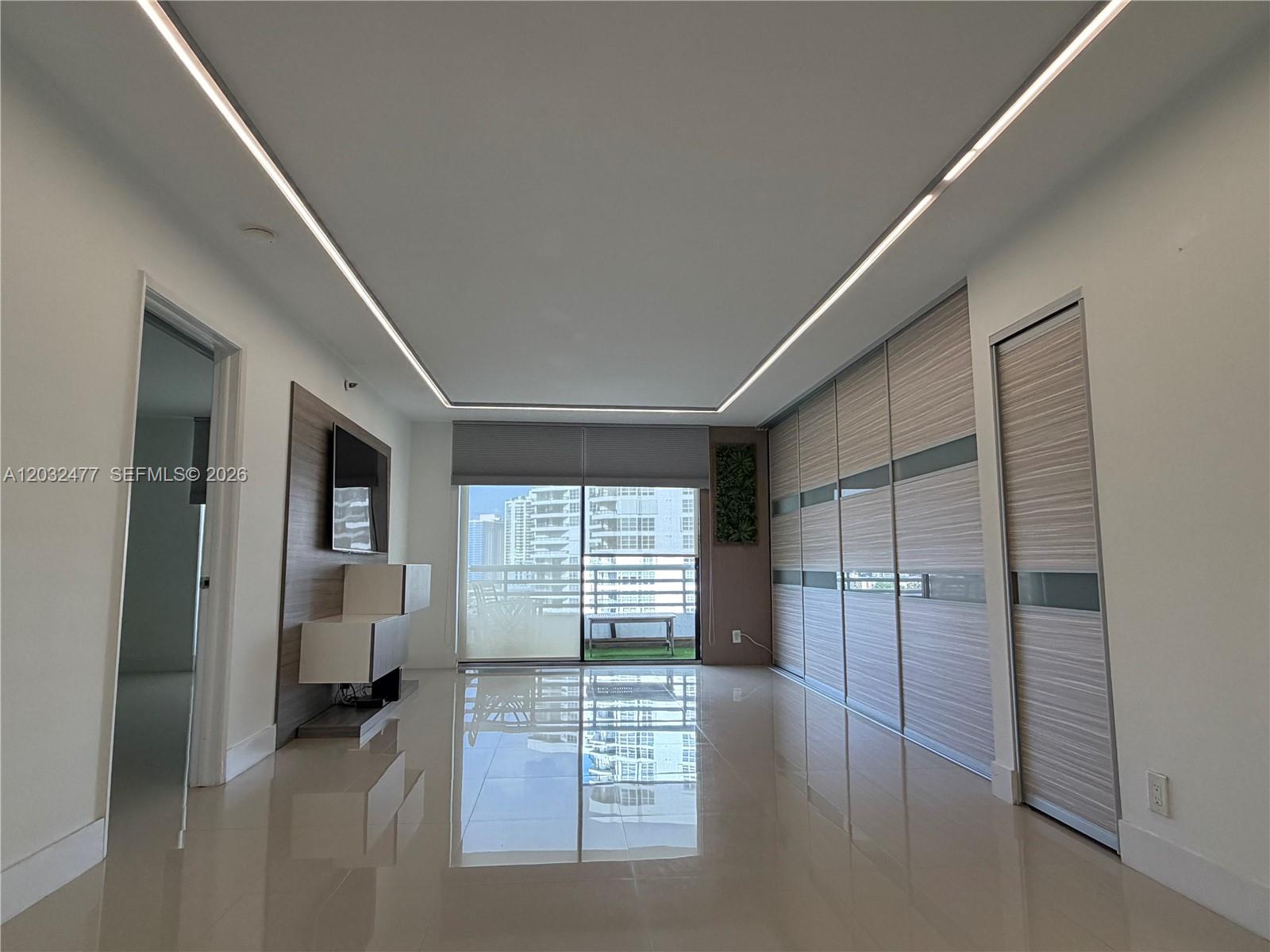 PARC CENTRAL AVENTURA EAS - Residential