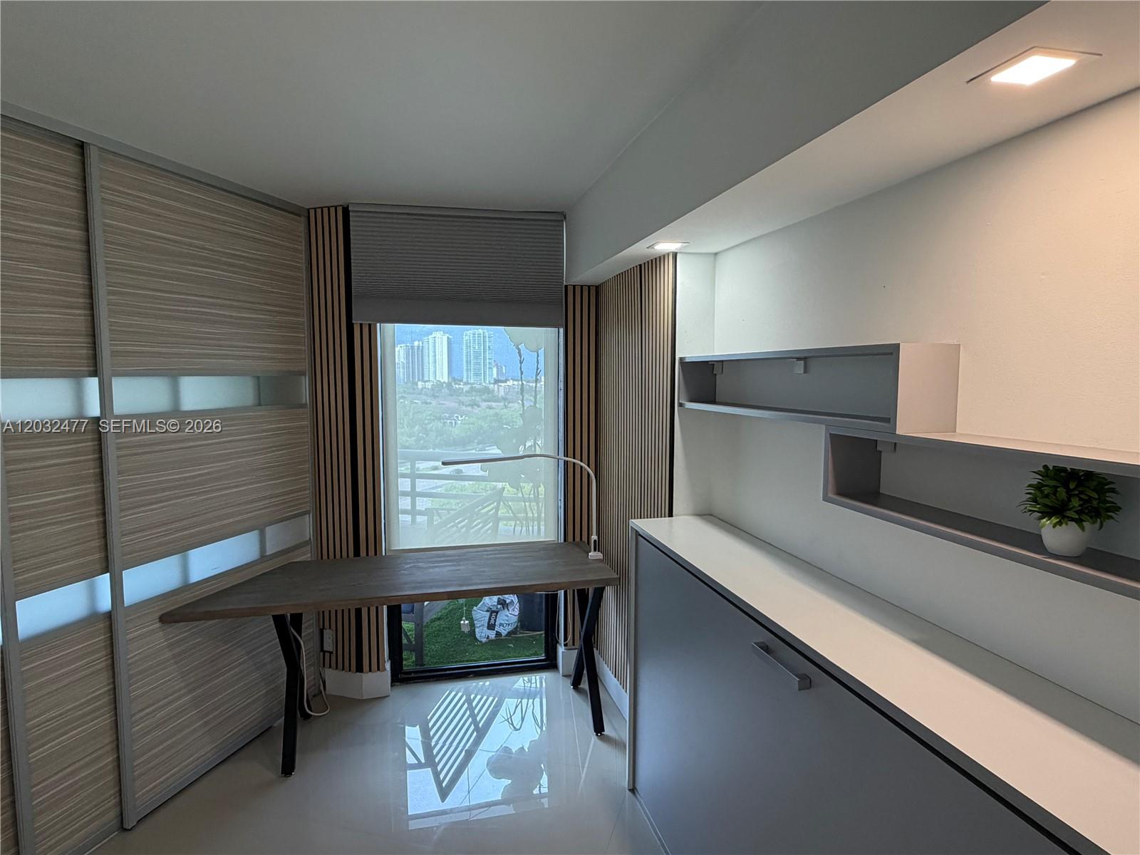 PARC CENTRAL AVENTURA EAS - Residential