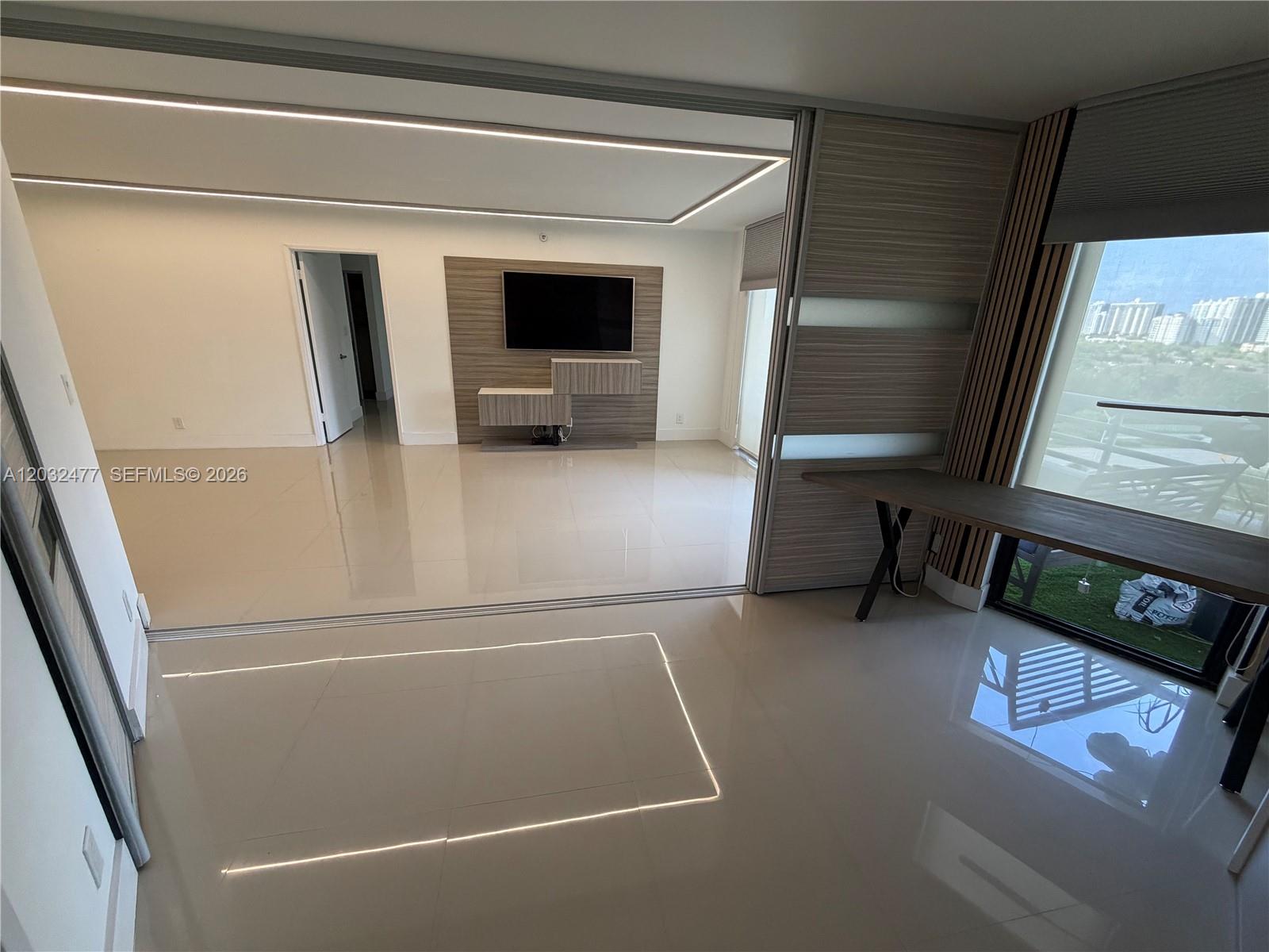 PARC CENTRAL AVENTURA EAS - Residential