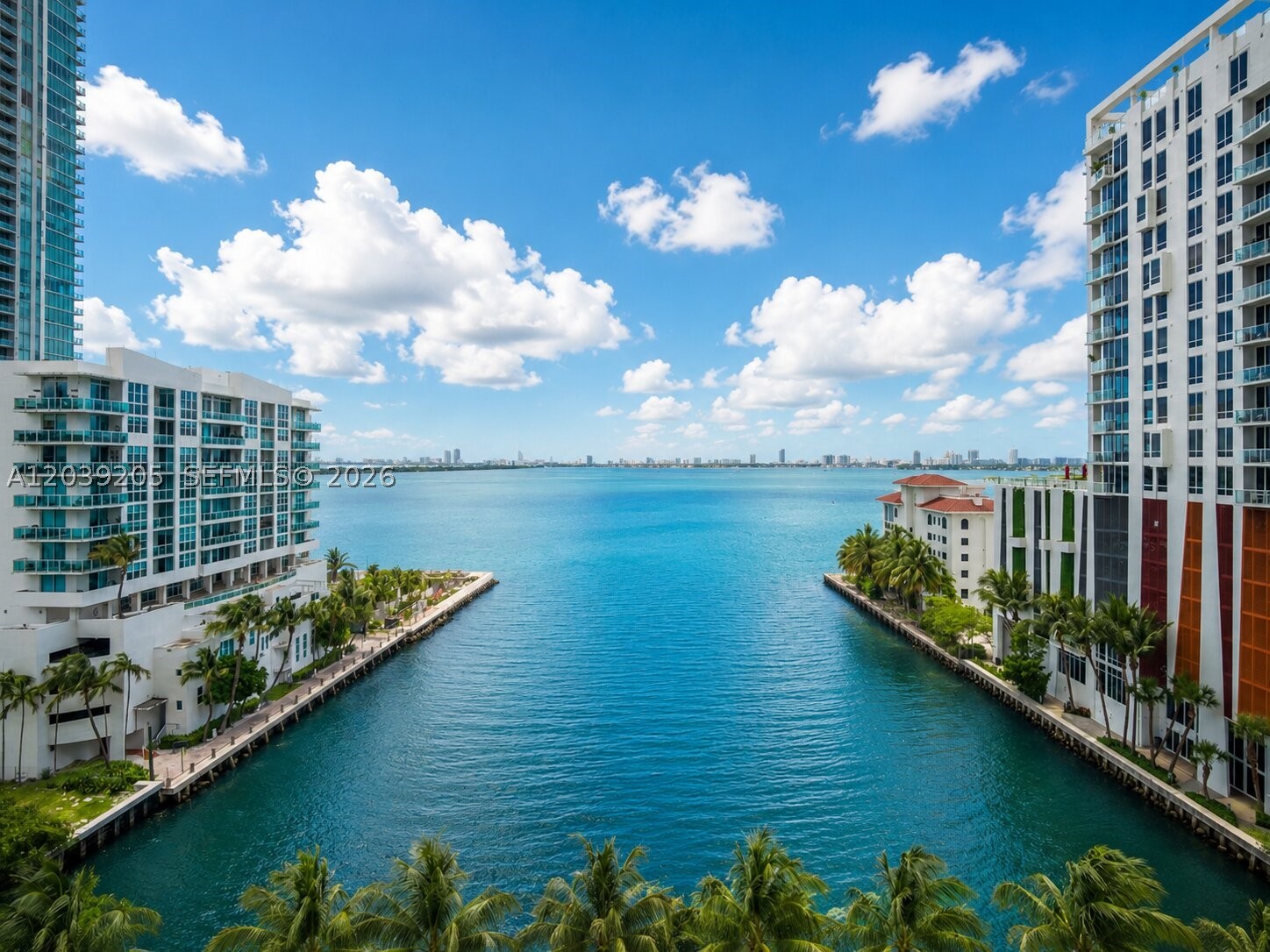 ICON BAY CONDO - Residential