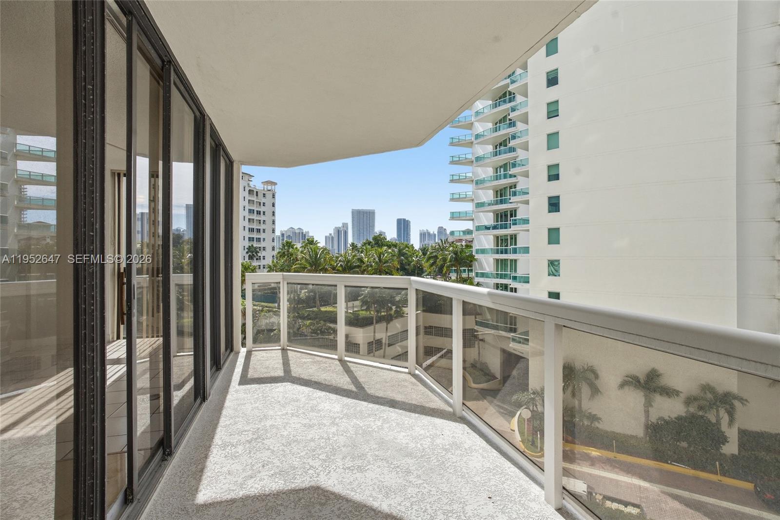 THE LANDMARK CONDO - Residential