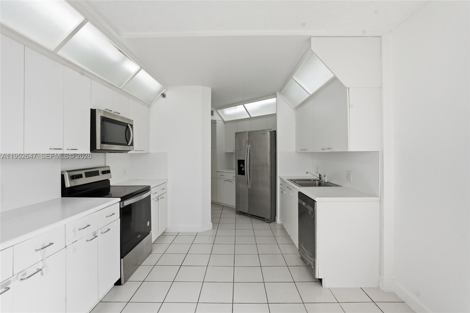 THE LANDMARK CONDO - Residential