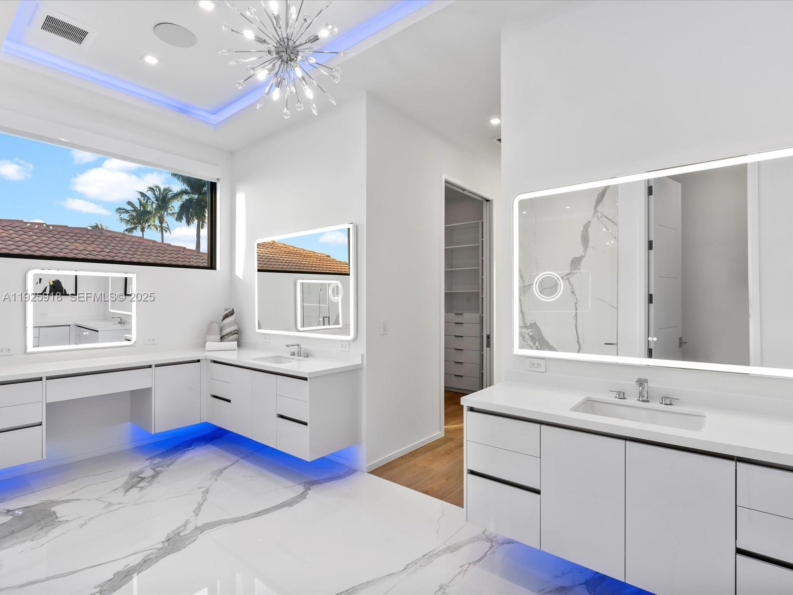 VENICE RESUB OF BLKS 5 & - Residential