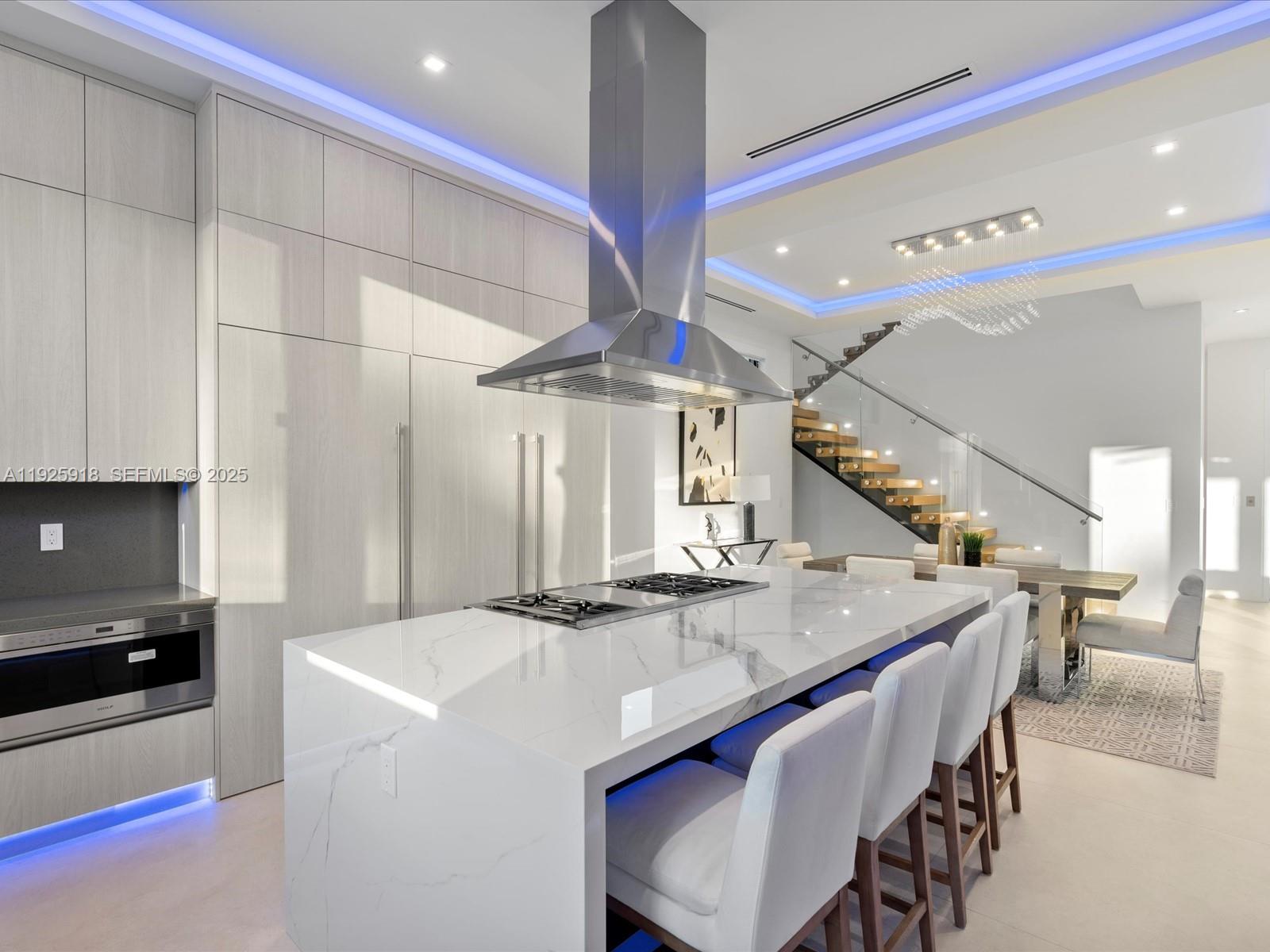 VENICE RESUB OF BLKS 5 & - Residential