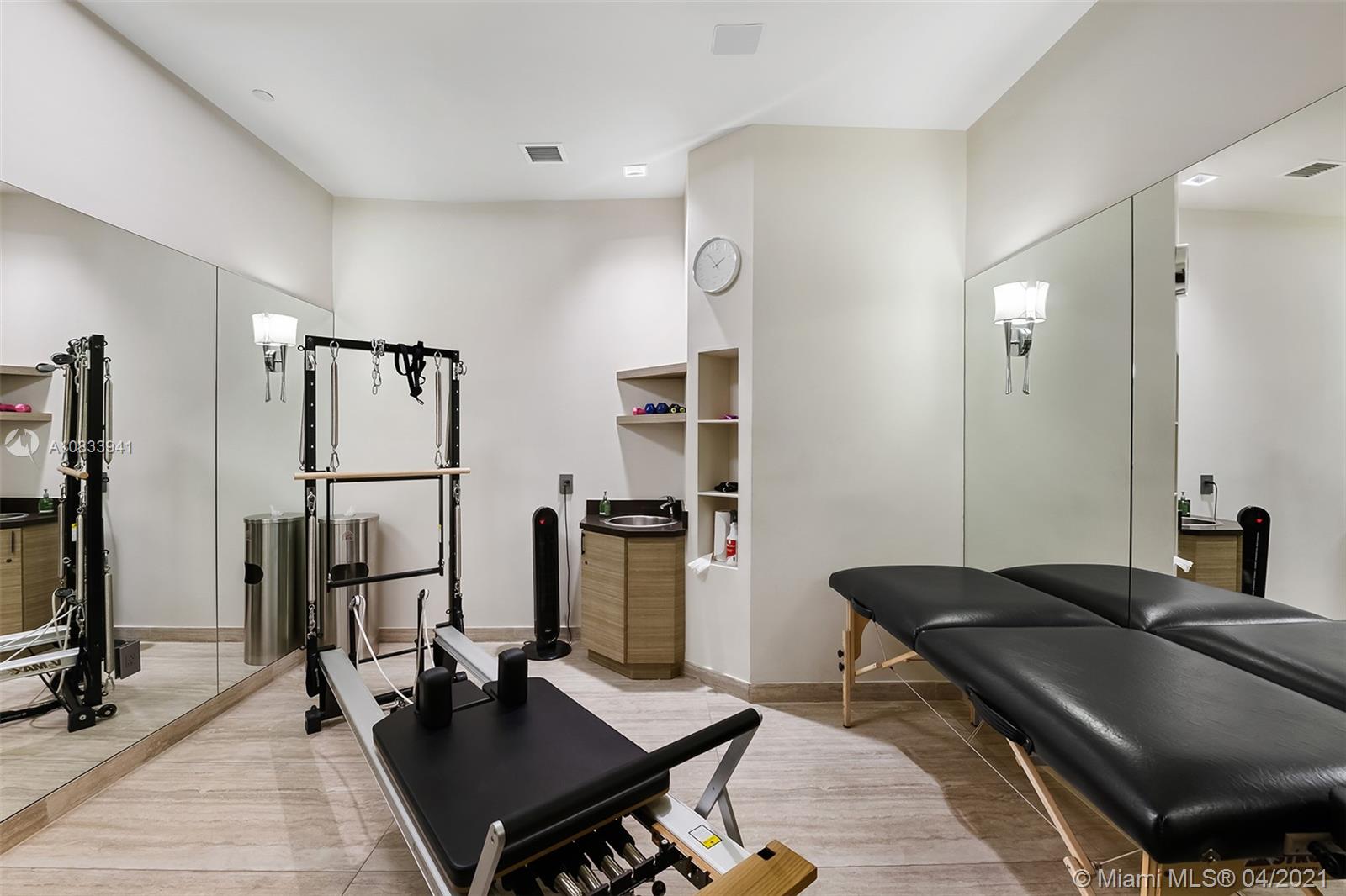 THE GABLES CONDO - Residential