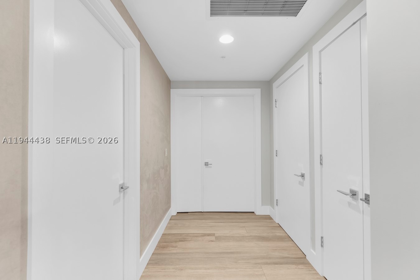 MARINA PALMS RESIDENCES - Residential