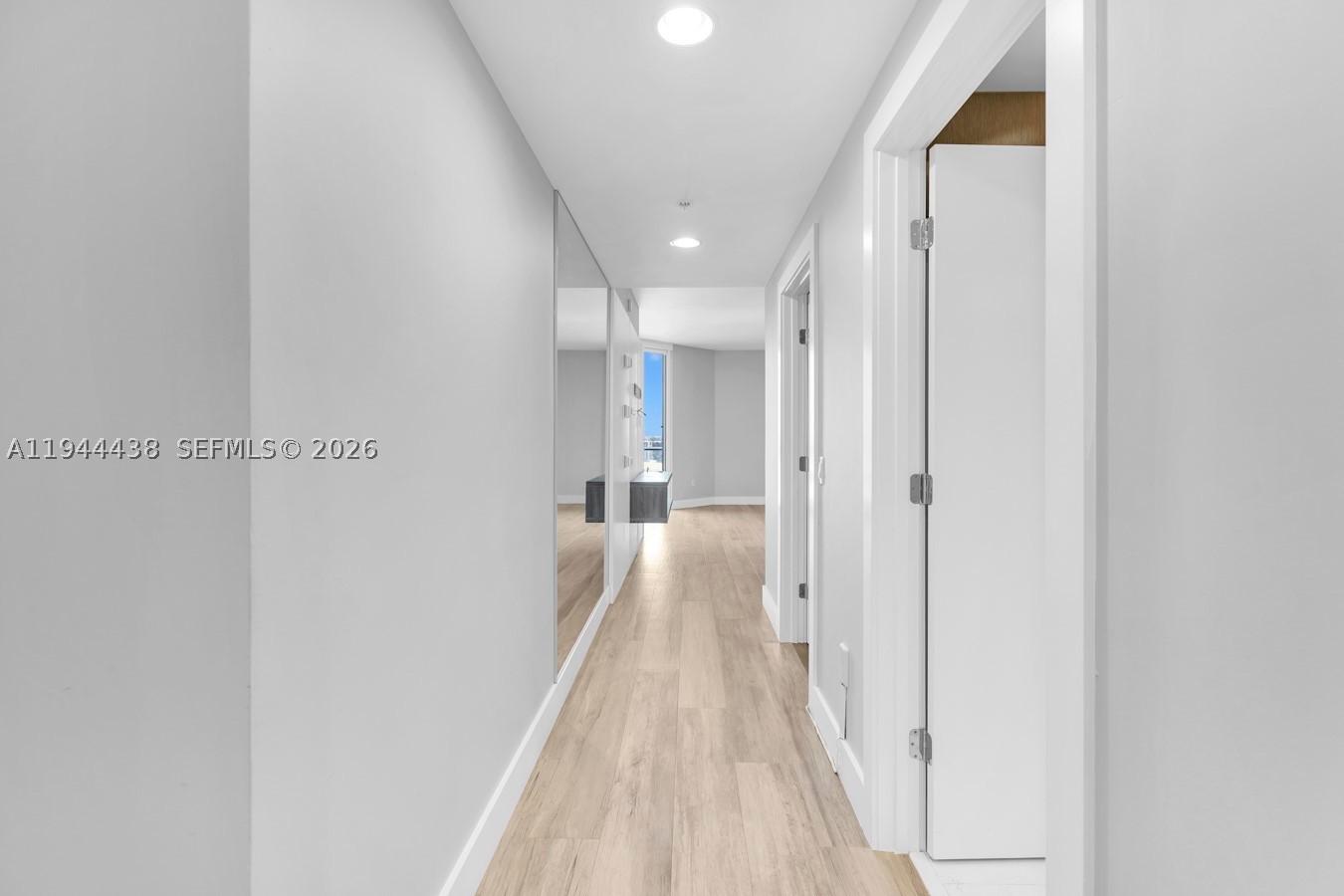 MARINA PALMS RESIDENCES - Residential