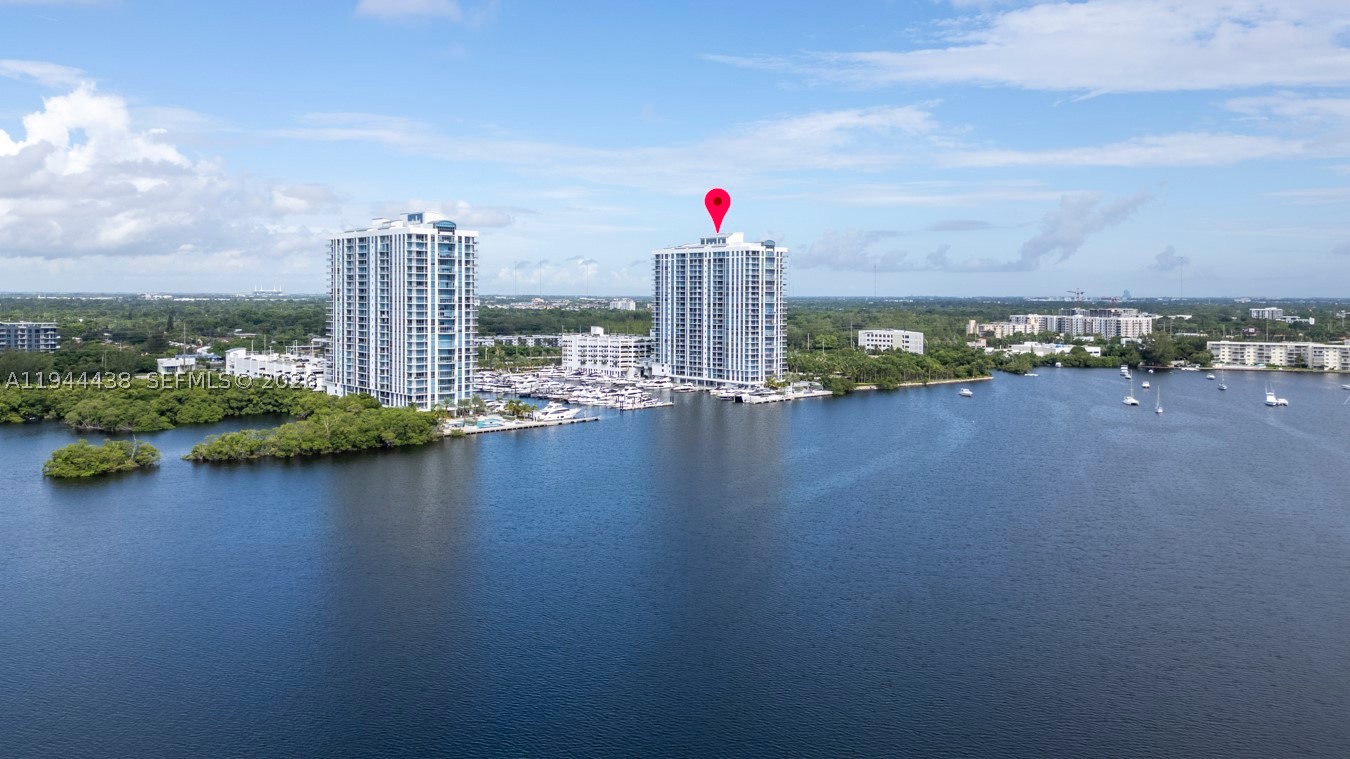 MARINA PALMS RESIDENCES - Residential
