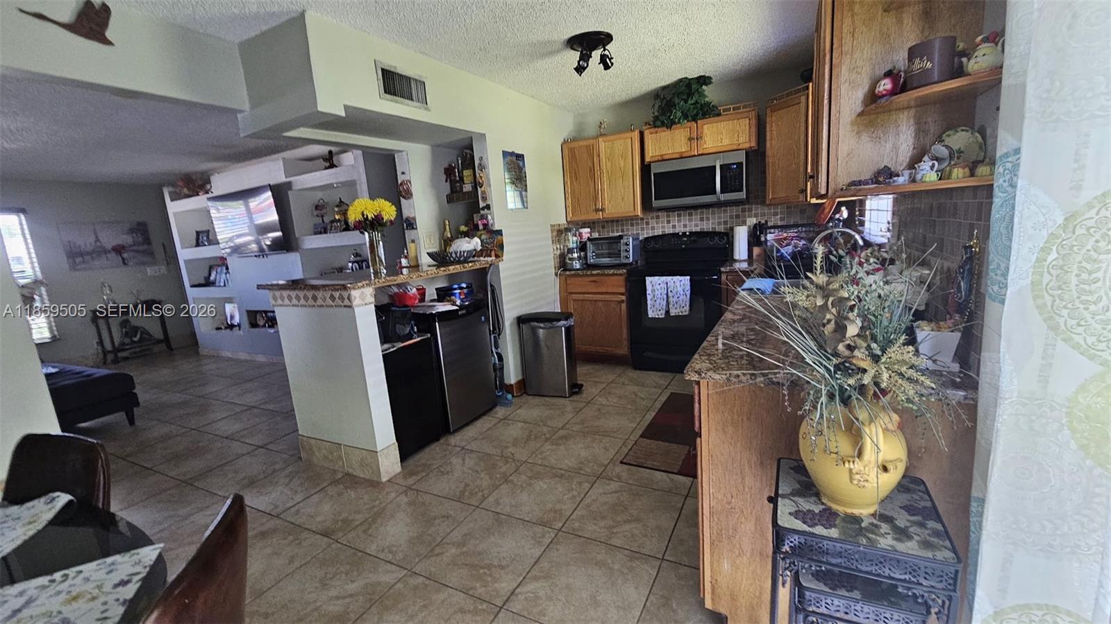 CROSS BRIAR I CONDO - Residential