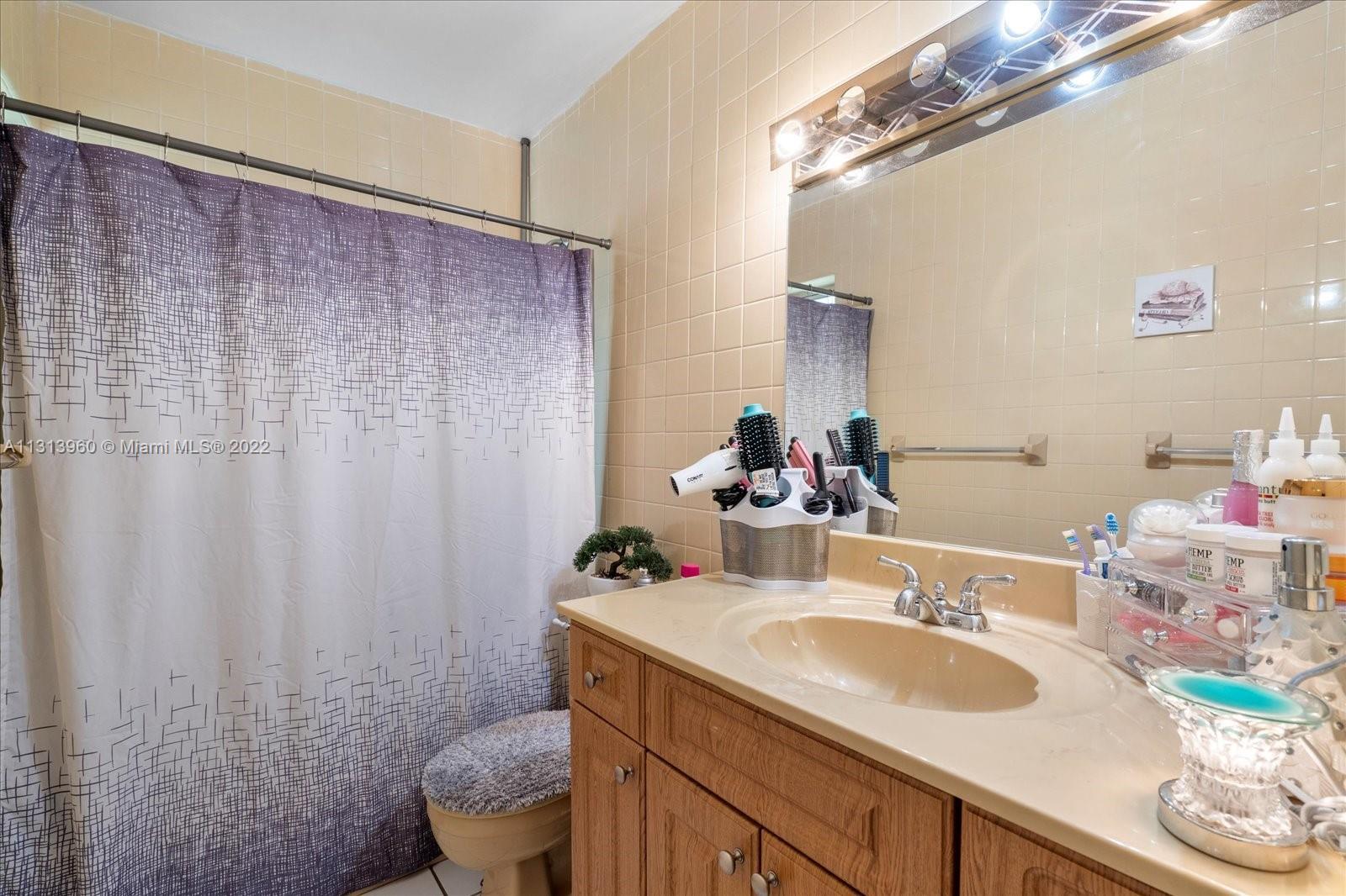 CANTELOPE SUB - Residential Lease