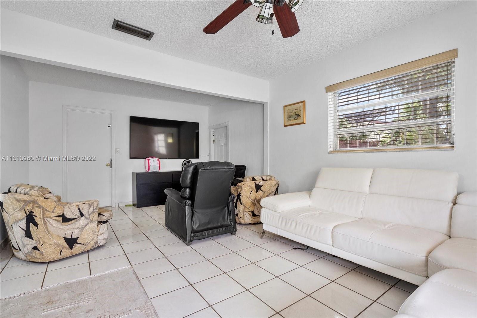 CANTELOPE SUB - Residential Lease