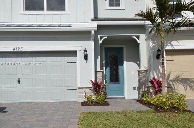 THIS GORGEOUS TOWNHOUSE OFFERS ALL THE AMENITIES OF A SINGLE FAMILY HOME INCLUDING EXTRA STORAGE, OPEN FLOOR PLAN, 2/CAR GARAGE, EXTENDED DRIVEWAY AND A BACKYARD.