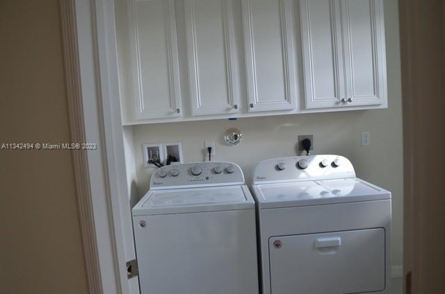 PARKVIEW AT HILLCRES - Residential Lease