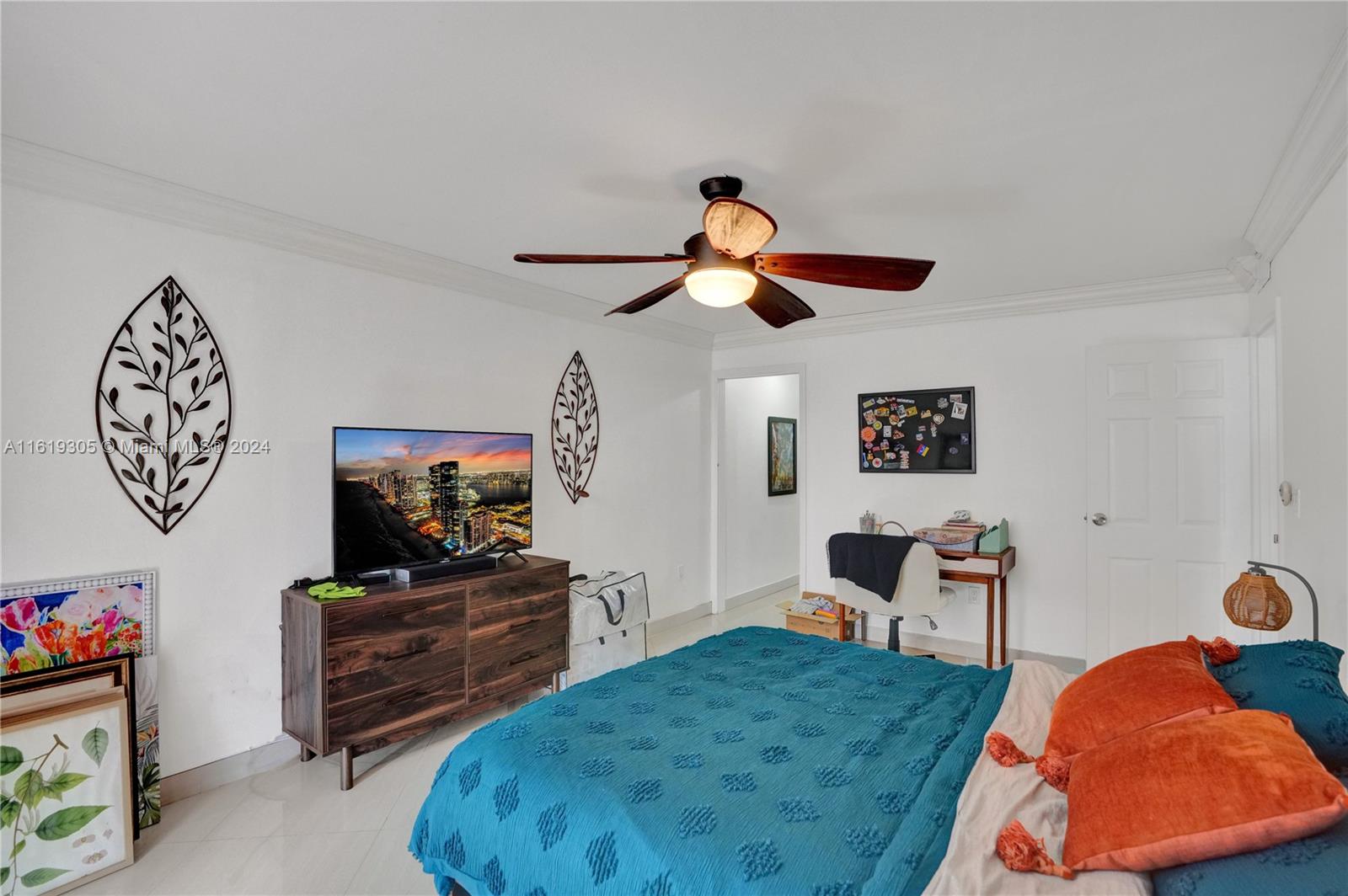 DORSET HOUSE CONDO - Residential Lease
