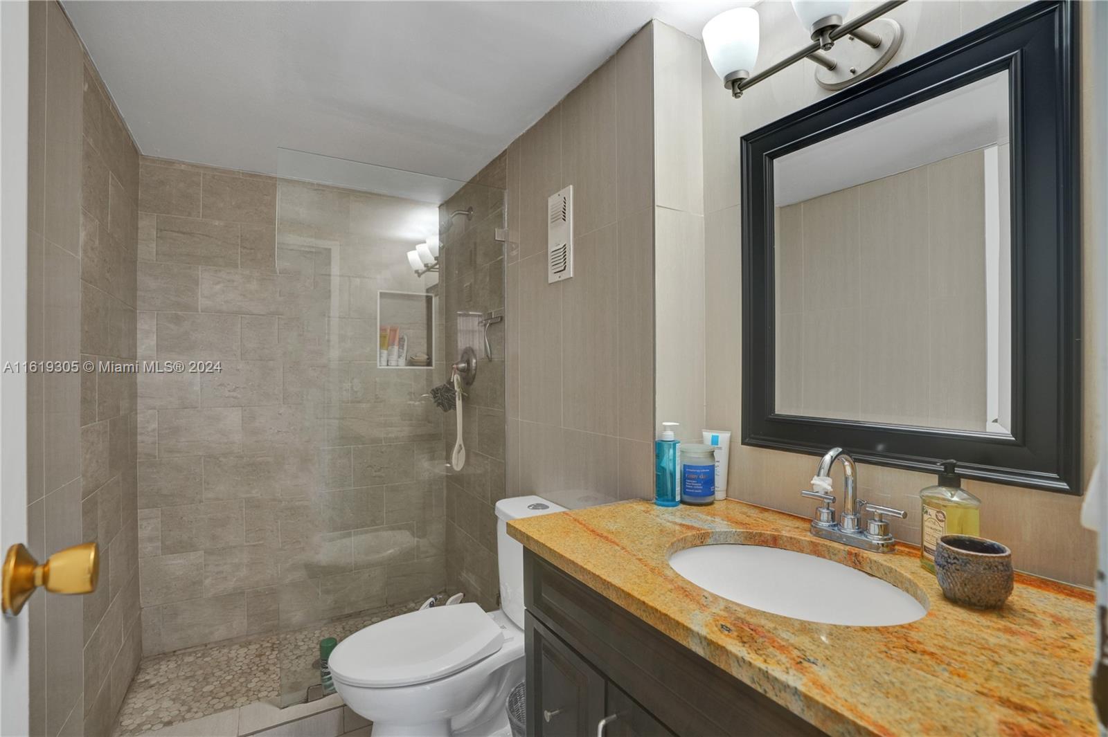 DORSET HOUSE CONDO - Residential Lease