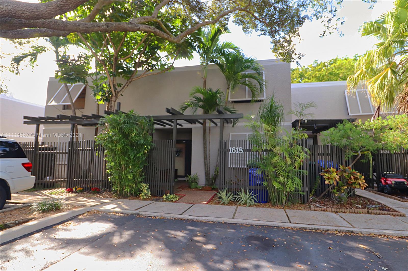 EVERGLADES SUGAR & LAND C - Residential
