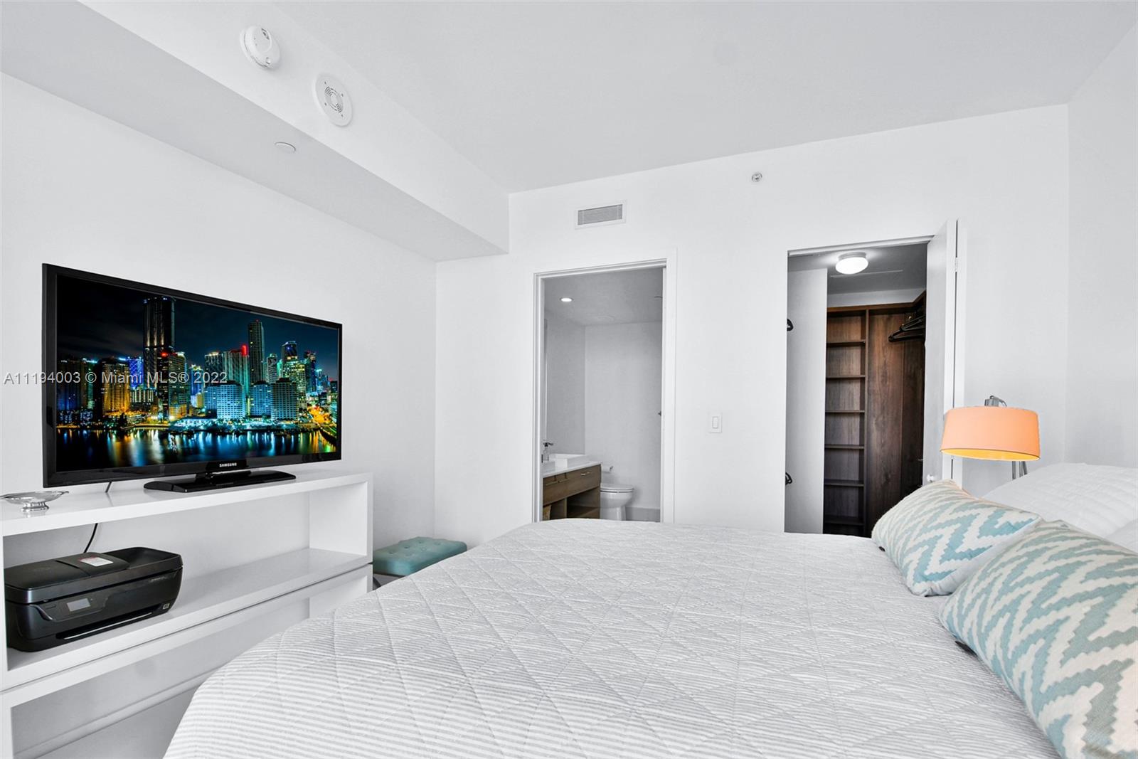 1300 S MIAMI AVENUE CONDO - Residential Lease