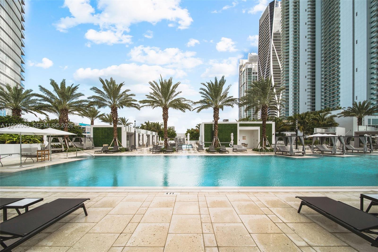 PARAMOUNT MIAMI WORLDCENT - Residential