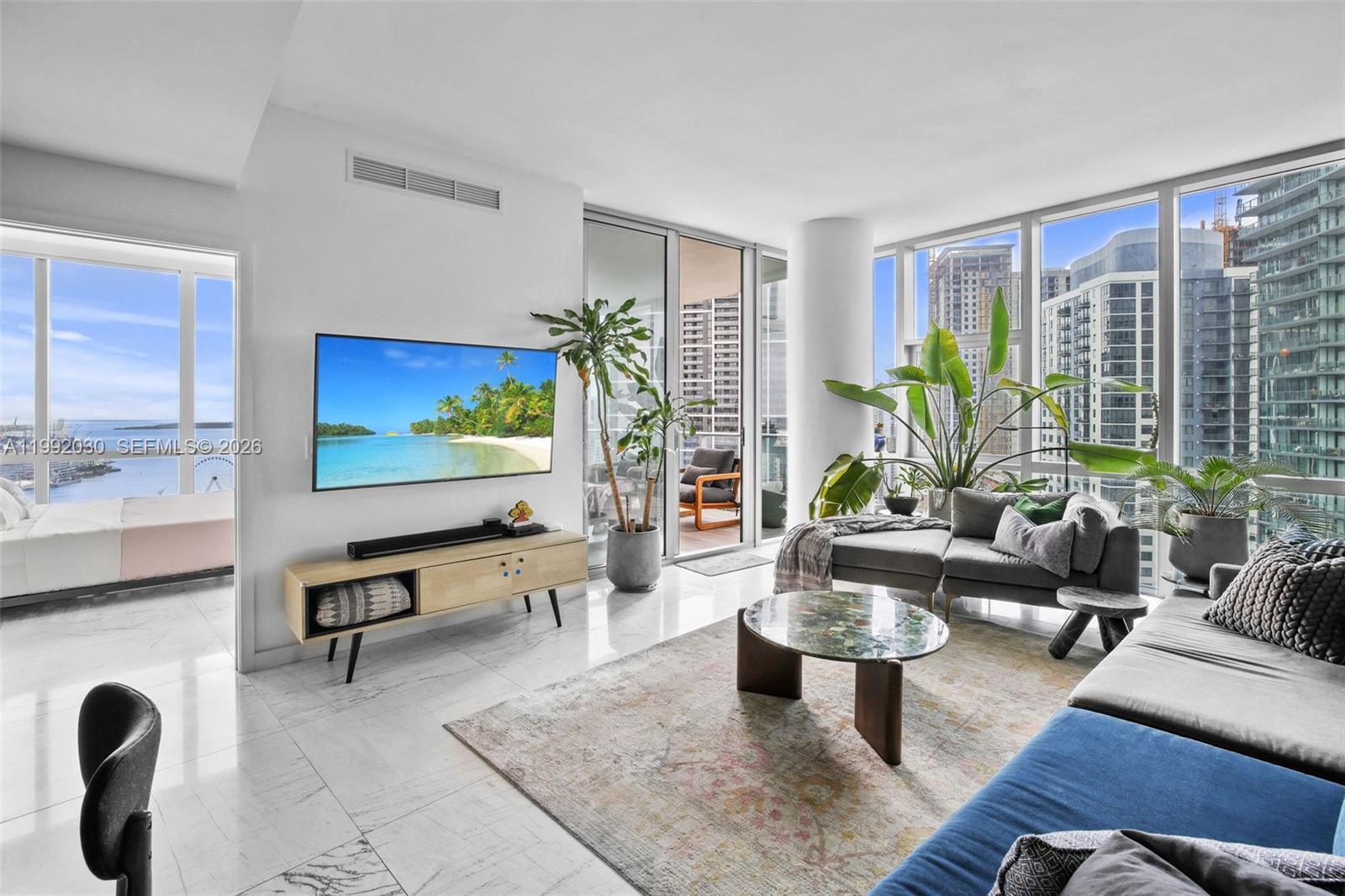 PARAMOUNT MIAMI WORLDCENT - Residential