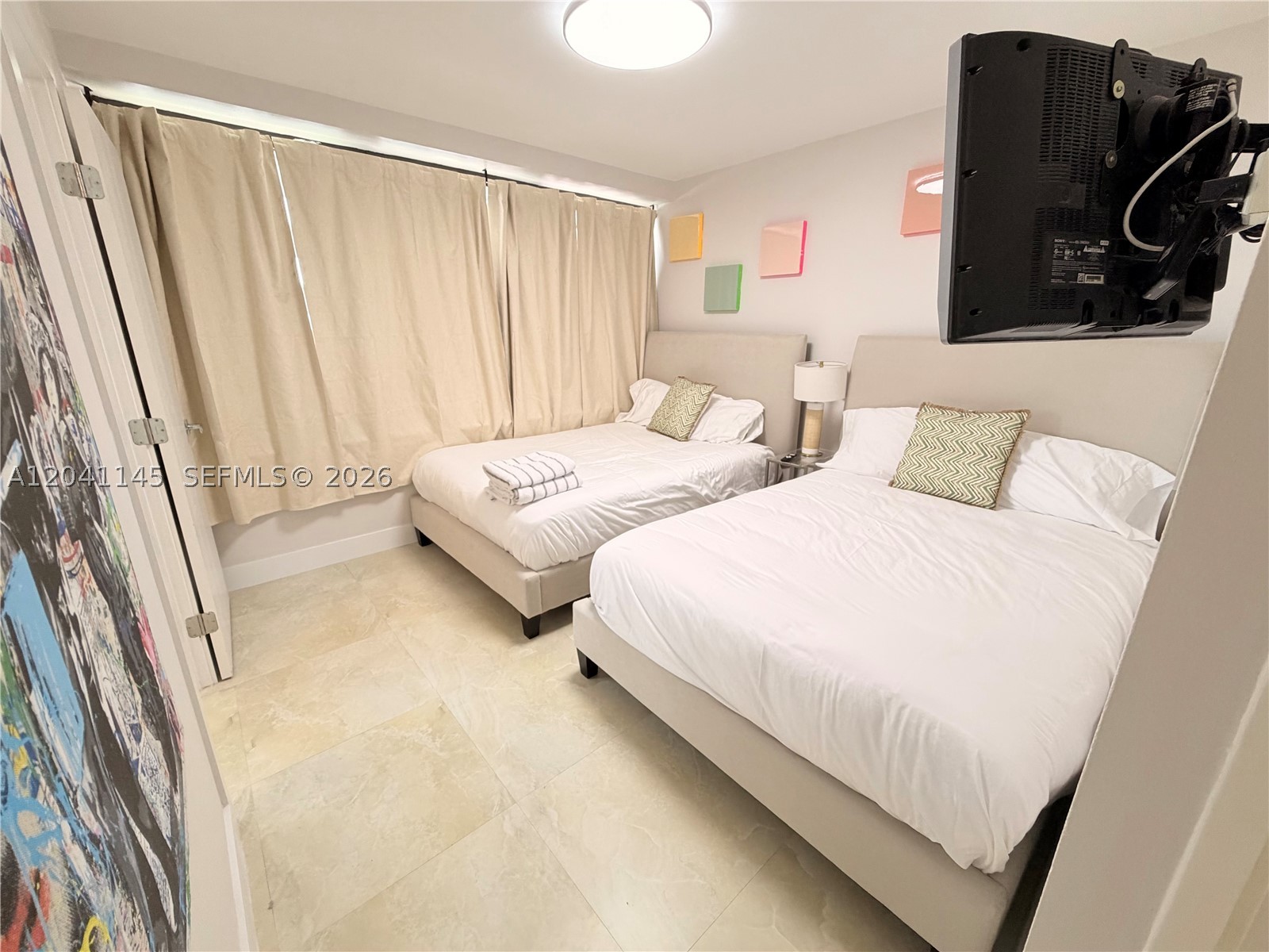 THE ALEXANDER CONDO - Residential