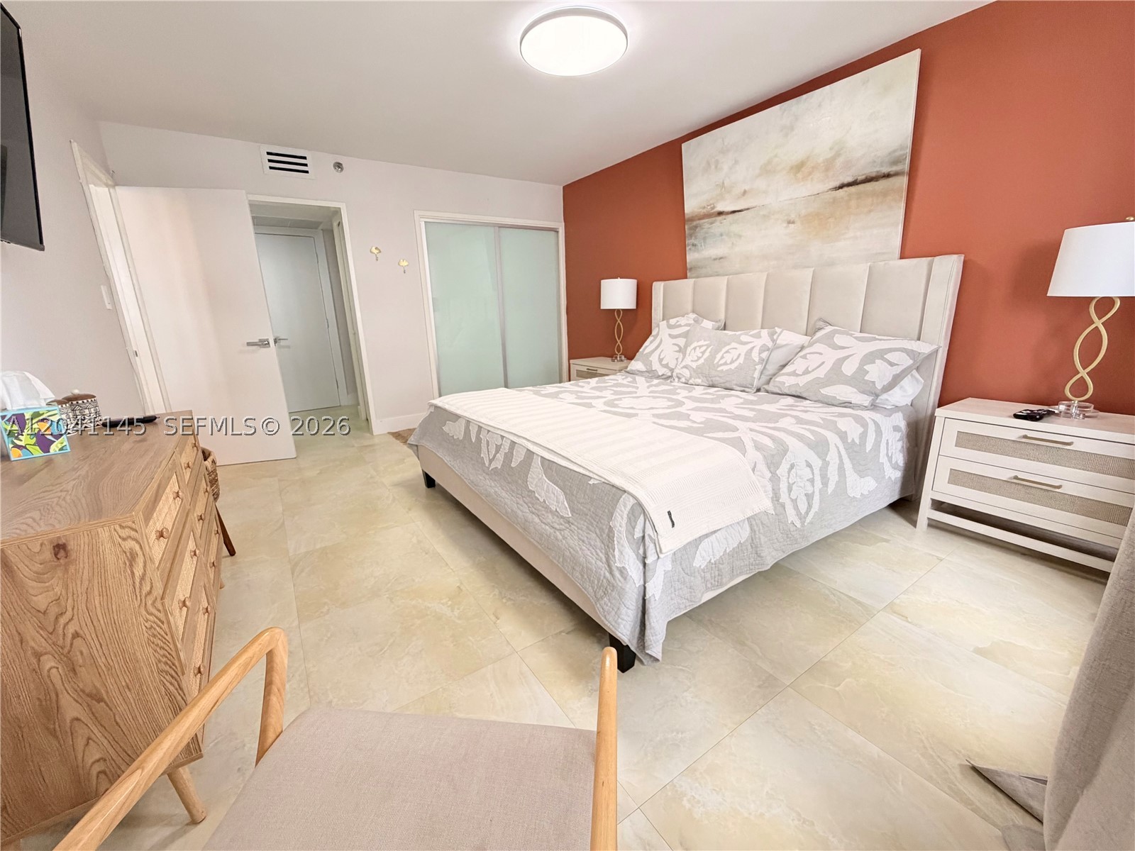 THE ALEXANDER CONDO - Residential