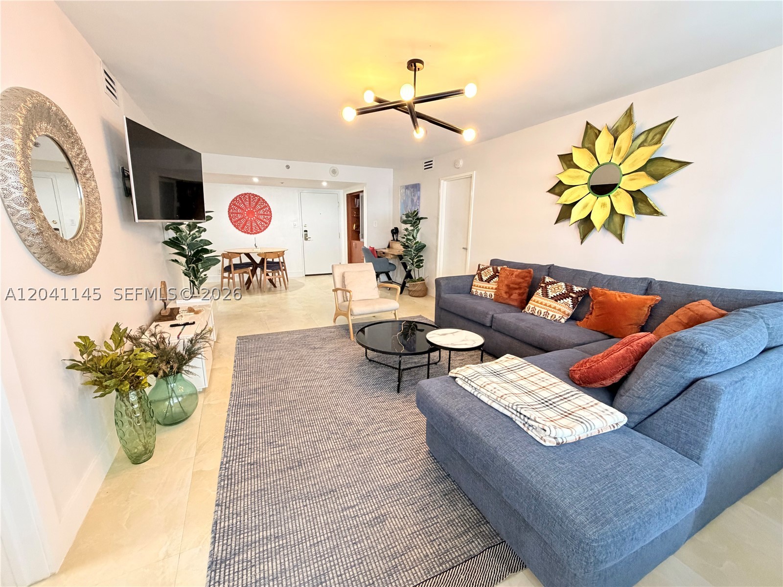 THE ALEXANDER CONDO - Residential