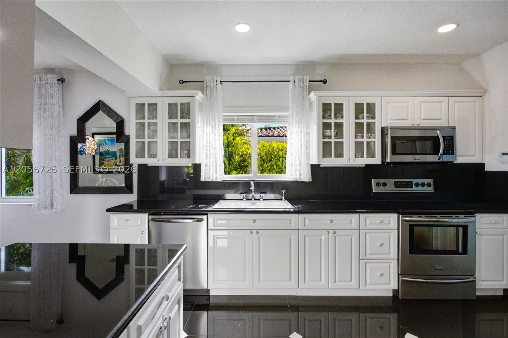 CORAL GABLES BISC BAY SEC - Residential