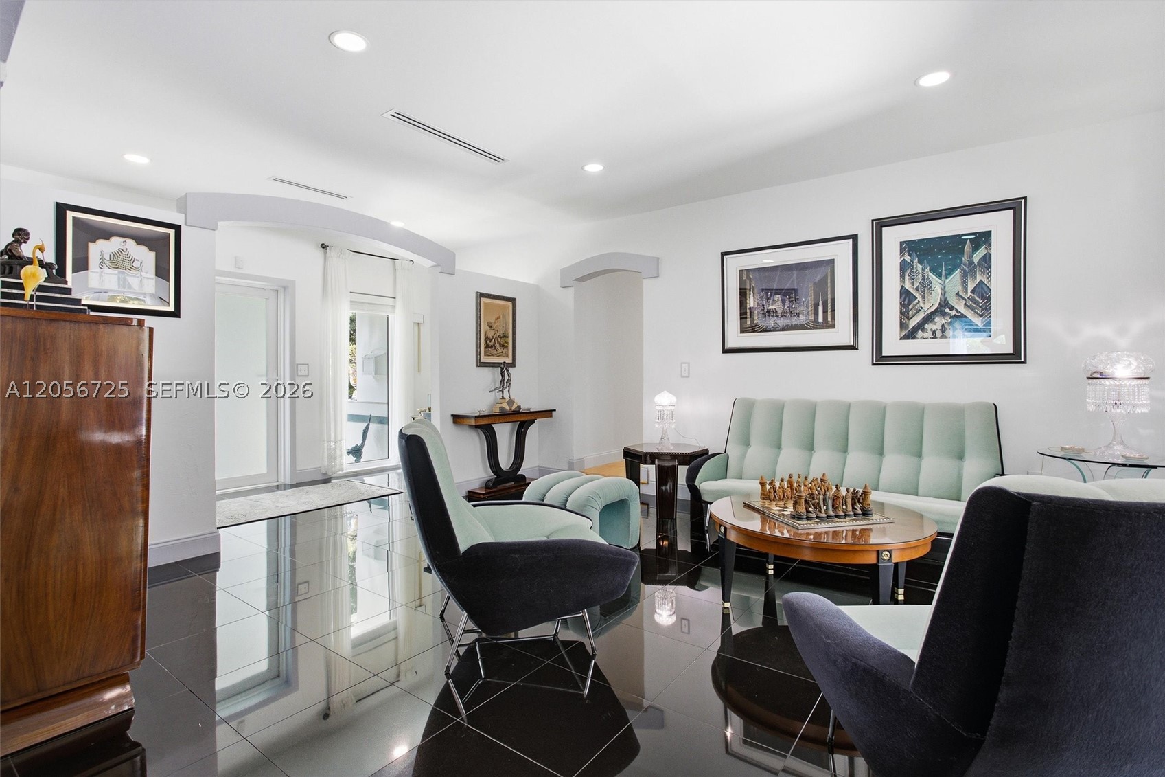 CORAL GABLES BISC BAY SEC - Residential