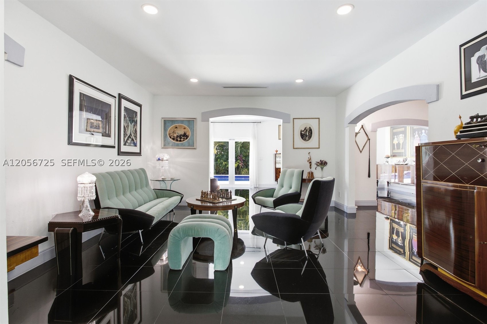 CORAL GABLES BISC BAY SEC - Residential
