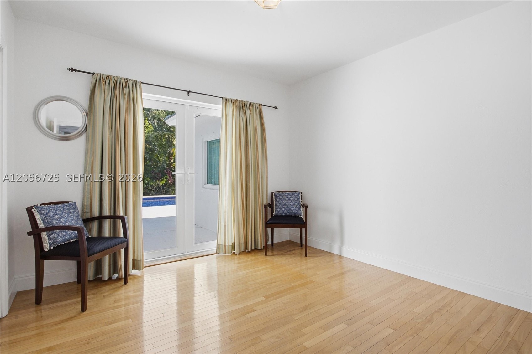 CORAL GABLES BISC BAY SEC - Residential