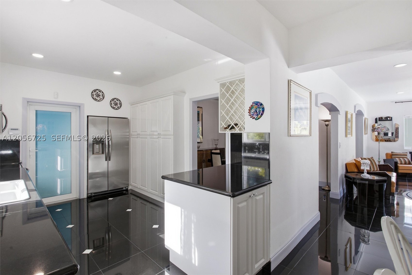 CORAL GABLES BISC BAY SEC - Residential