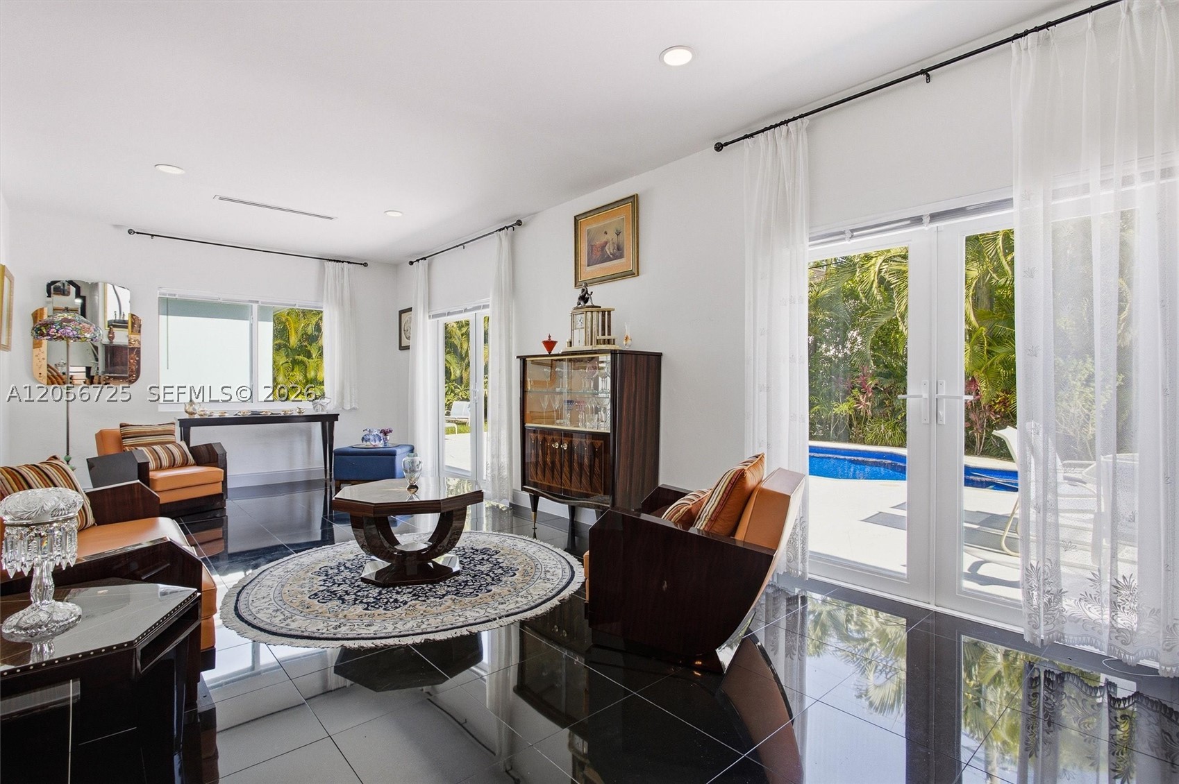 CORAL GABLES BISC BAY SEC - Residential