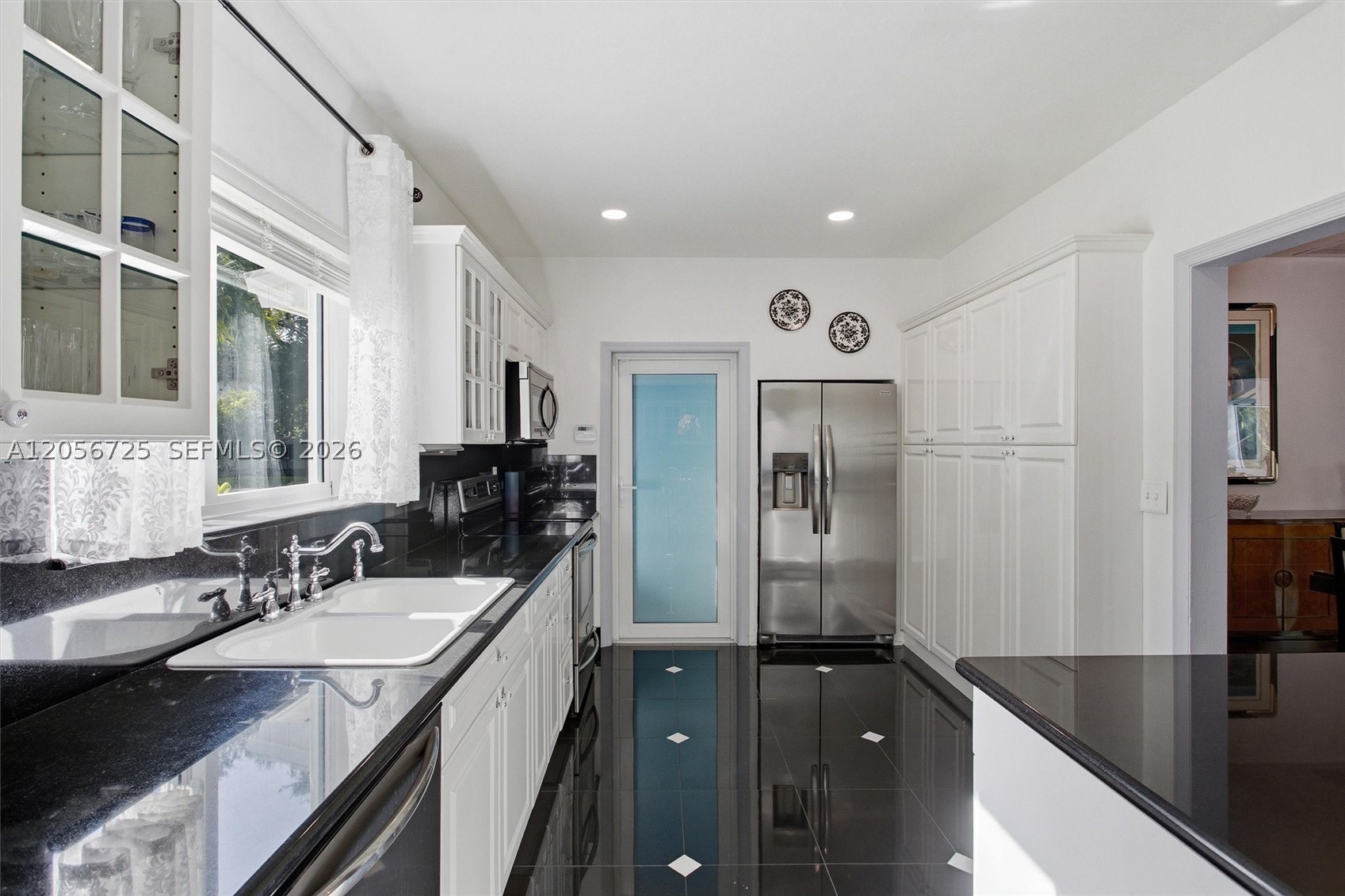 CORAL GABLES BISC BAY SEC - Residential
