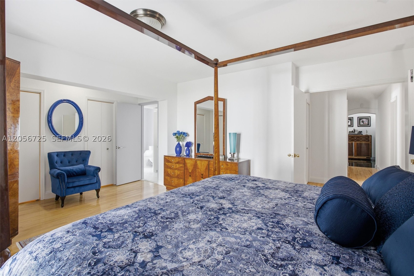 CORAL GABLES BISC BAY SEC - Residential