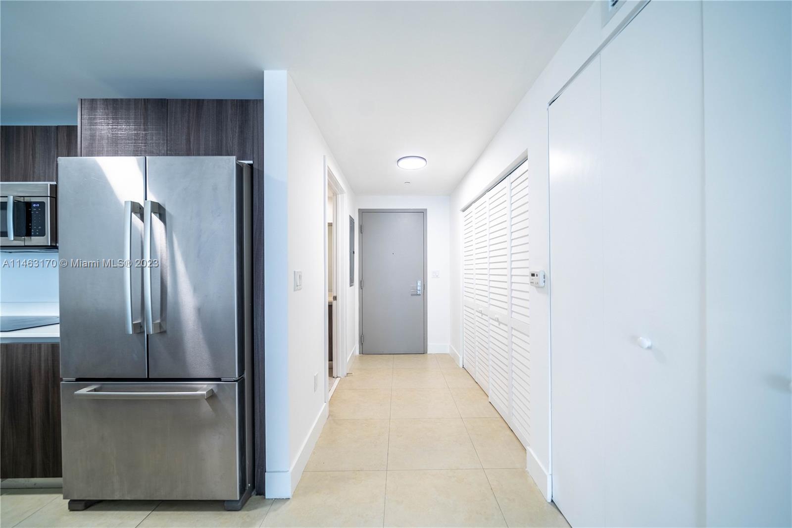 ARIA ON THE BAY CONDO - Residential