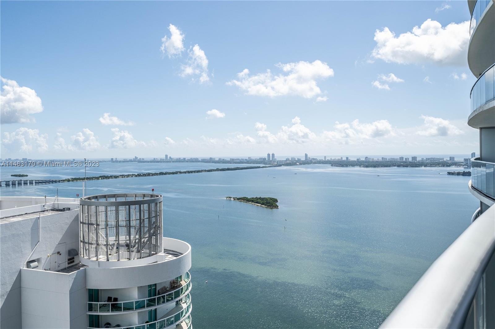 ARIA ON THE BAY CONDO - Residential