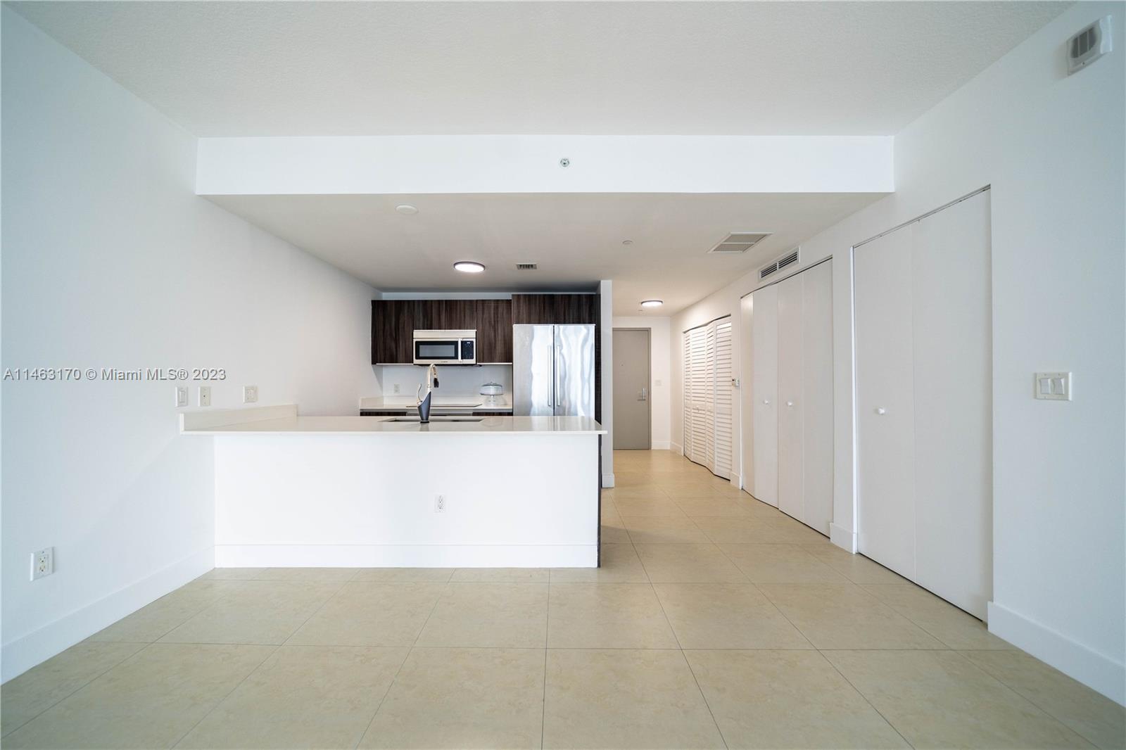 ARIA ON THE BAY CONDO - Residential