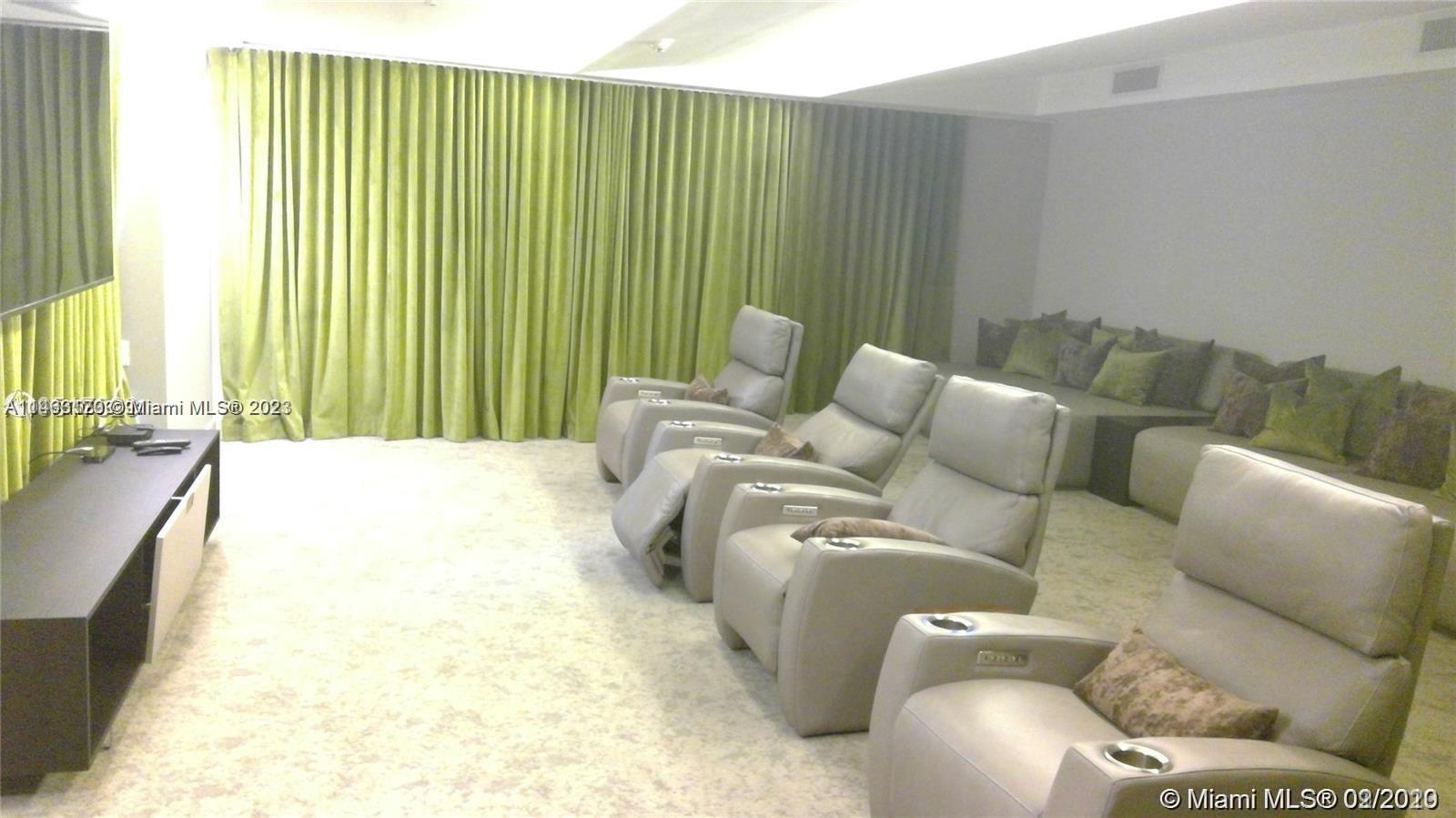 ARIA ON THE BAY CONDO - Residential