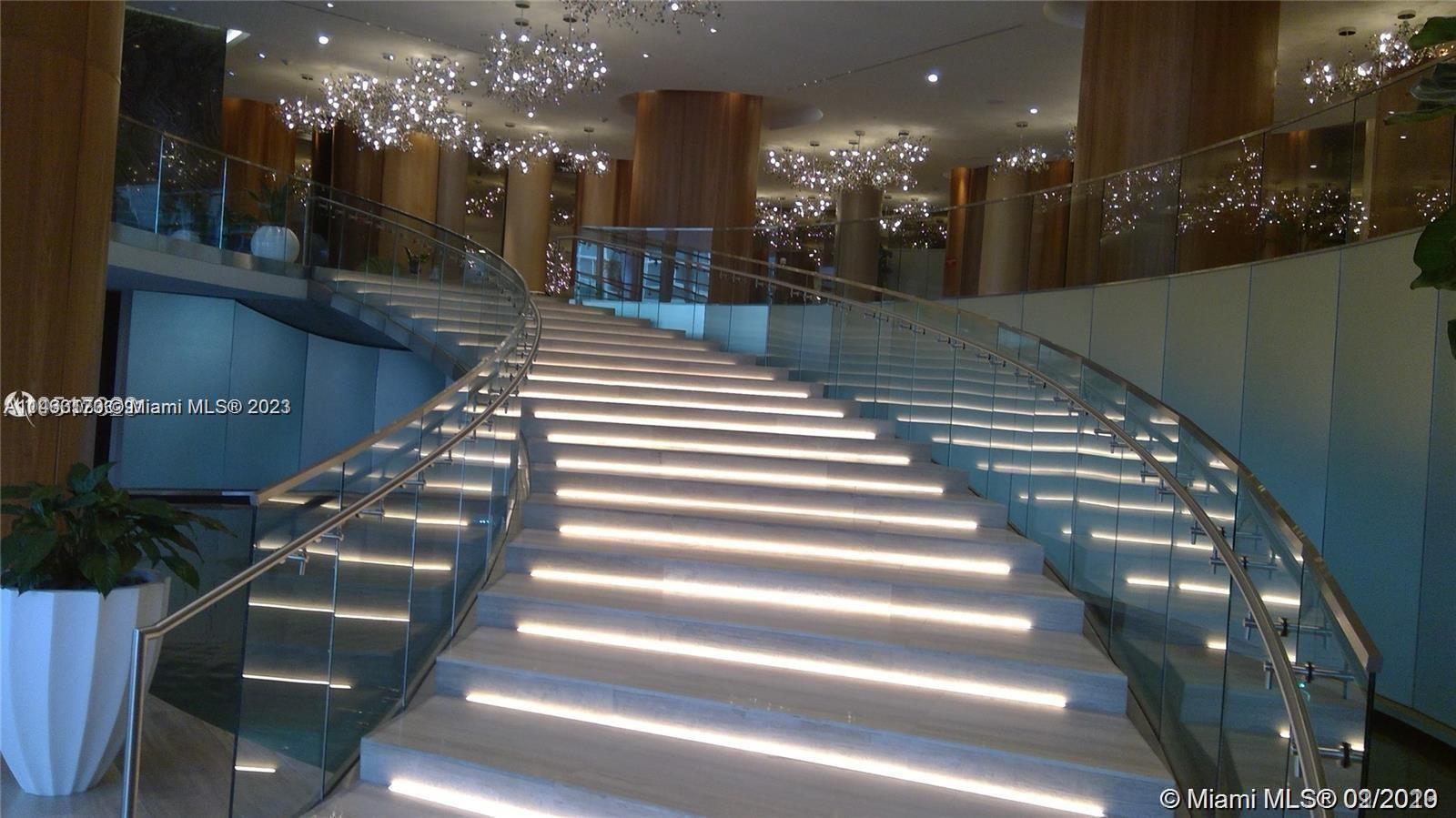 ARIA ON THE BAY CONDO - Residential