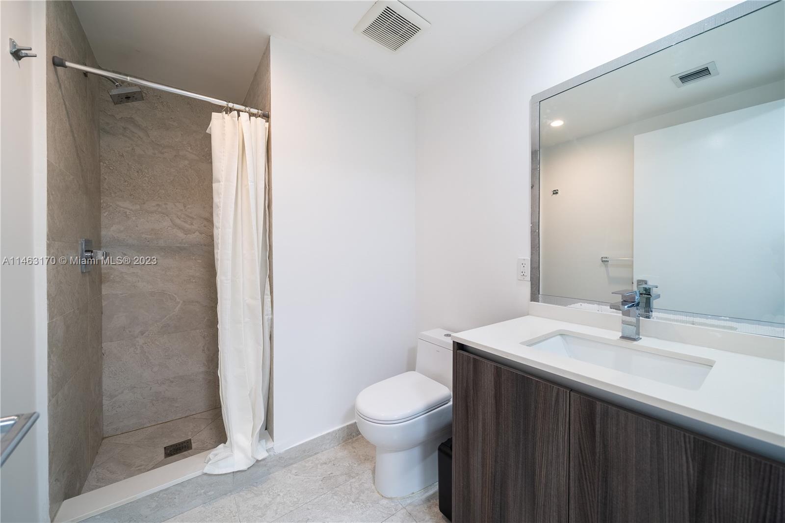 ARIA ON THE BAY CONDO - Residential