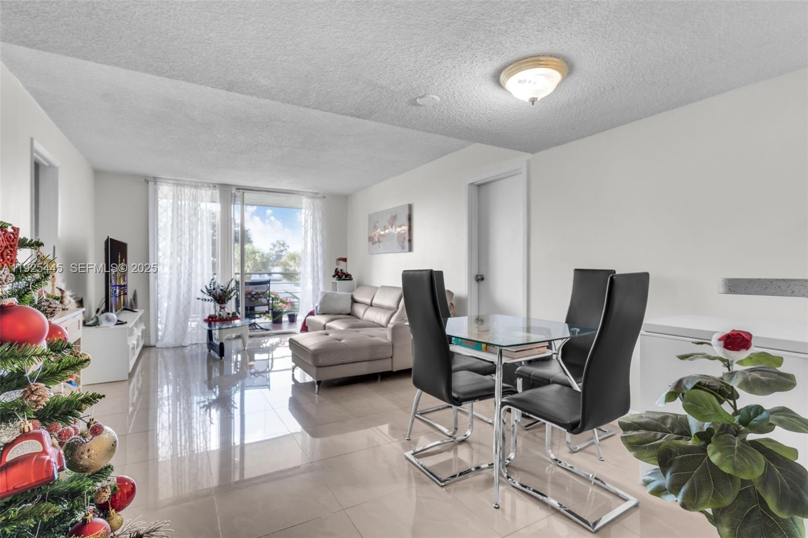 EL CONQUISTADOR NORTH CON - Residential