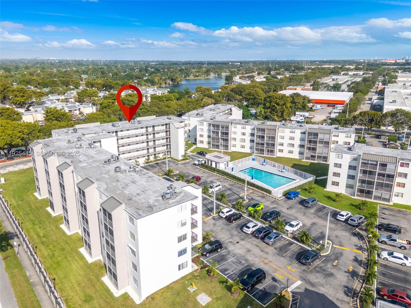 EL CONQUISTADOR NORTH CON - Residential