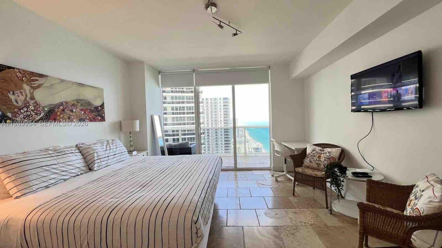 BEACH CLUB TWO CONDO - Residential